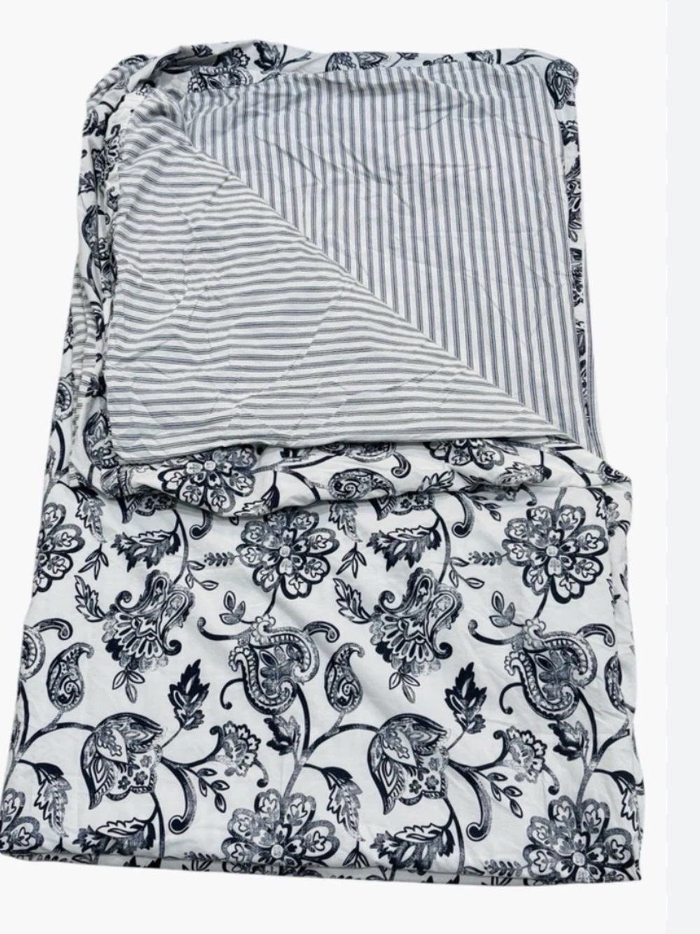 IKEA Junimagnolia  Reversible Duvet Cover & pillow case - Twin